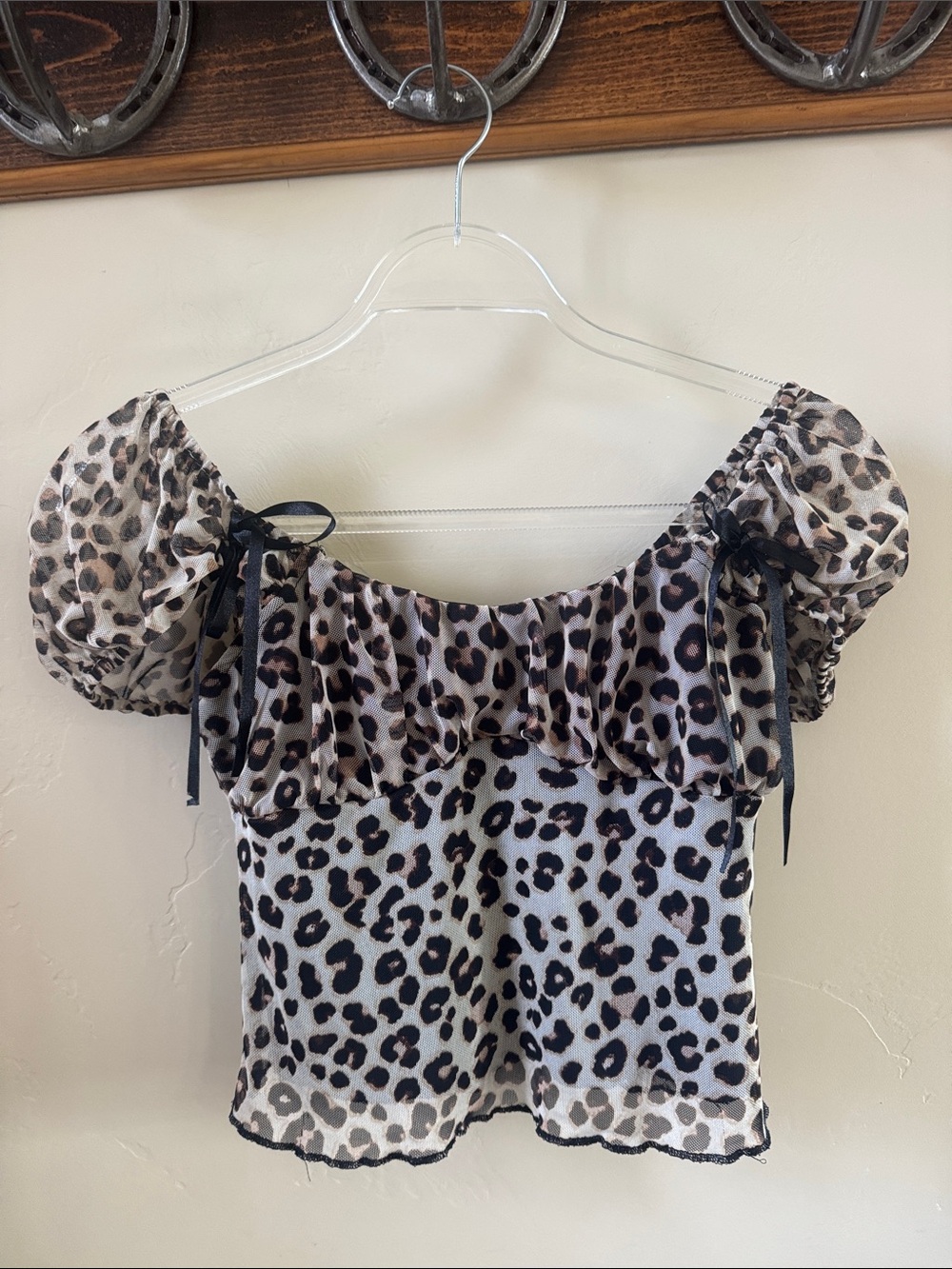 Vibe Leopard Print Off-Shoulder Puff Sleeve Crop Top - Beige/Black